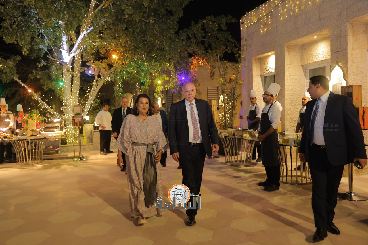 Madar Al-Saa Images 0.9731041524699029