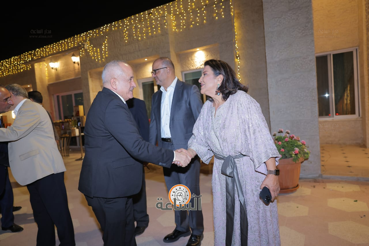 Madar Al-Saa Images 0.00927145933733664