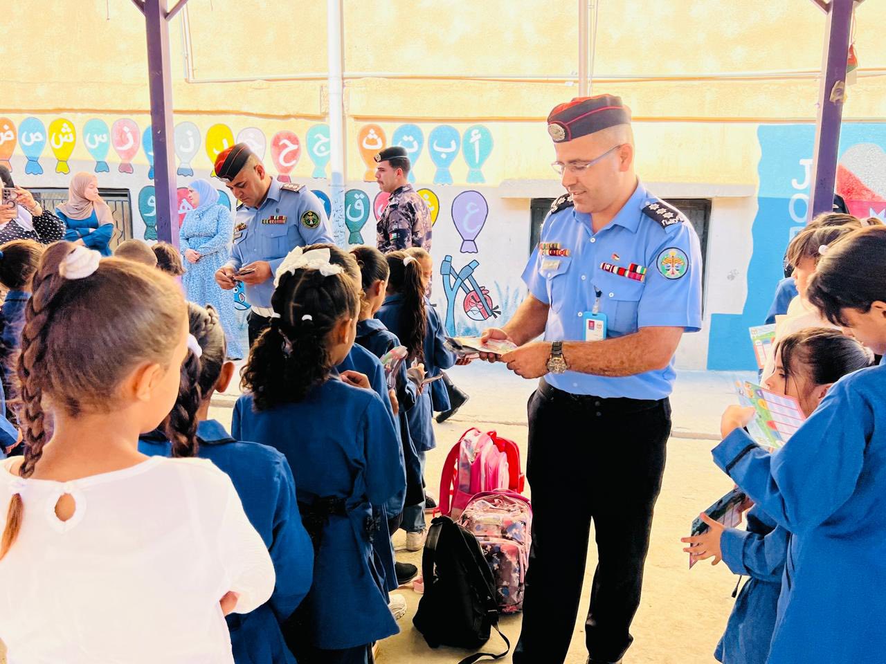 Madar Al-Saa Images 0.6073689056133212