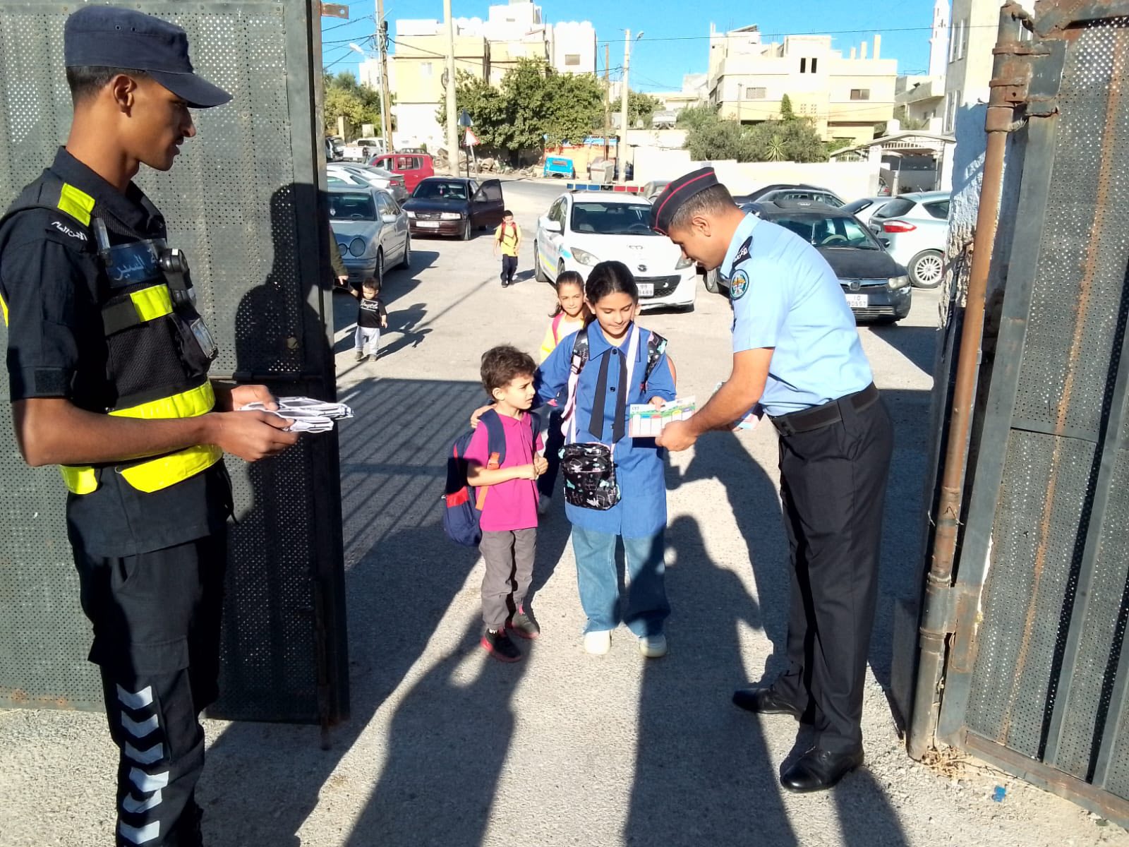 Madar Al-Saa Images 0.20390927386422297