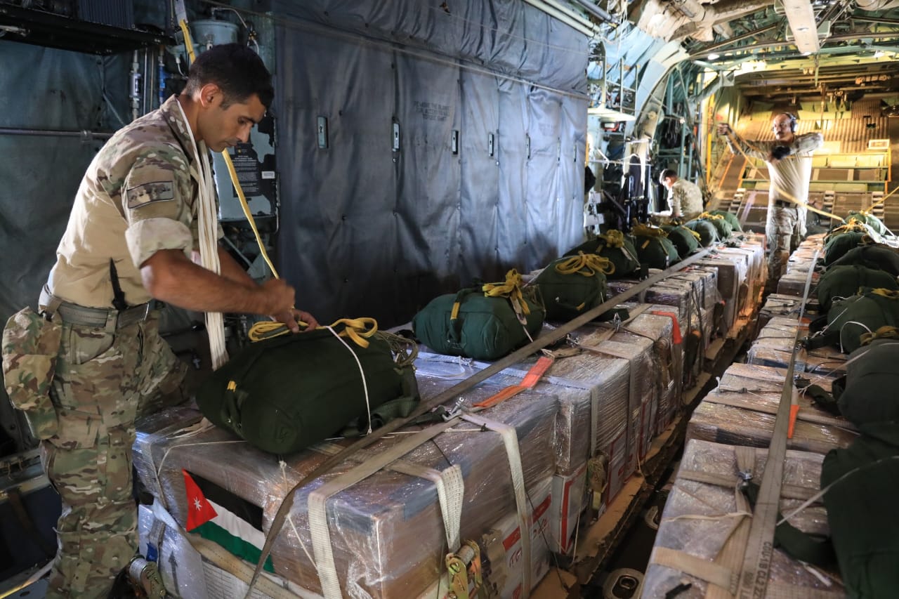 Madar Al-Saa Images 0.016730090946887155