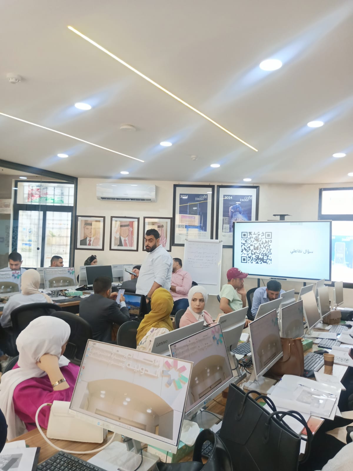 Madar Al-Saa Images 0.7907286898030937