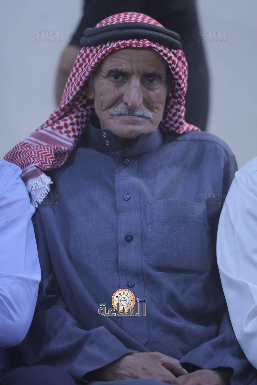 Madar Al-Saa Images 0.8305403385704625