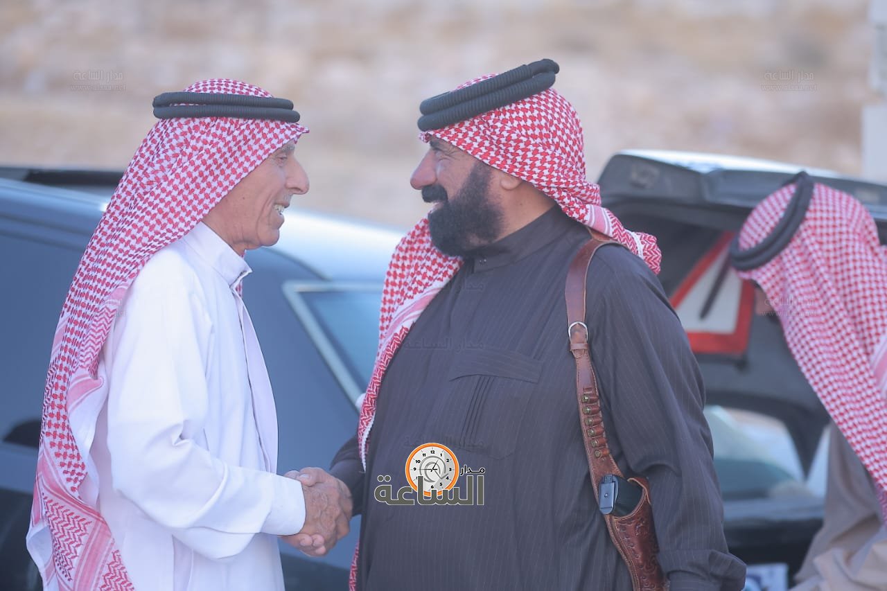 Madar Al-Saa Images 0.642691343203824