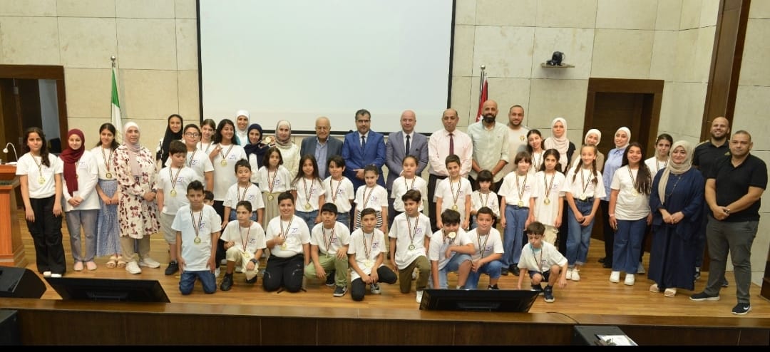 Madar Al-Saa Images 0.38951310963231256