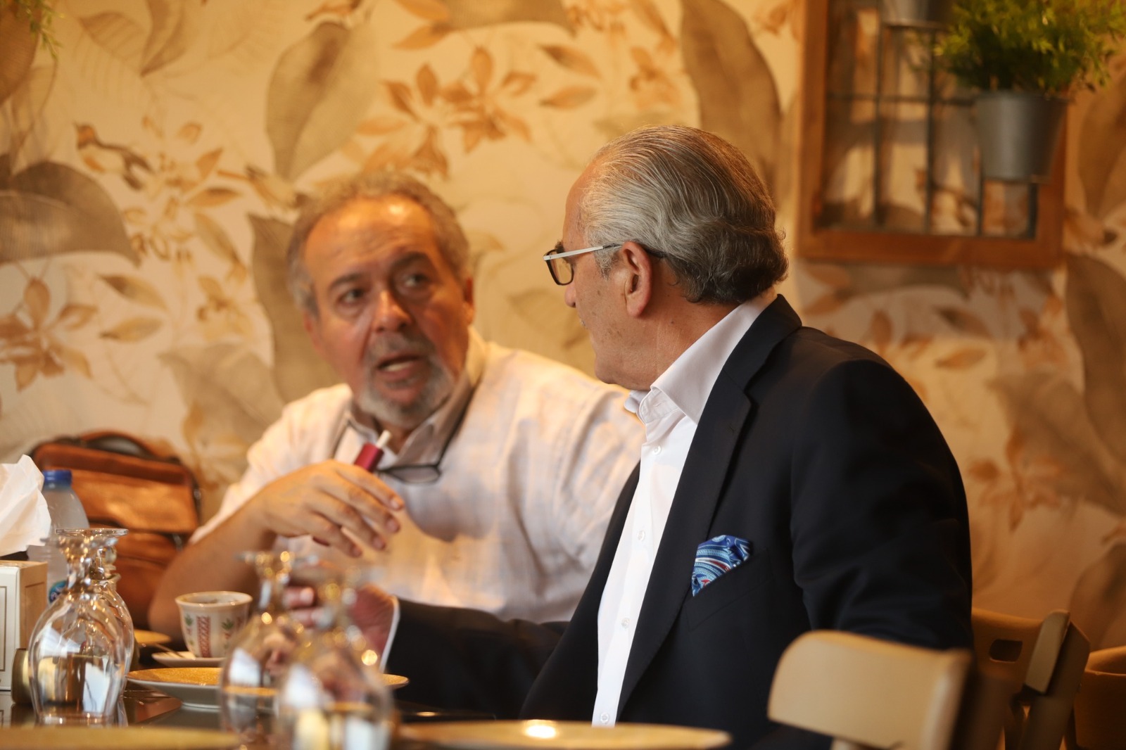 Madar Al-Saa Images 0.4744844913197317