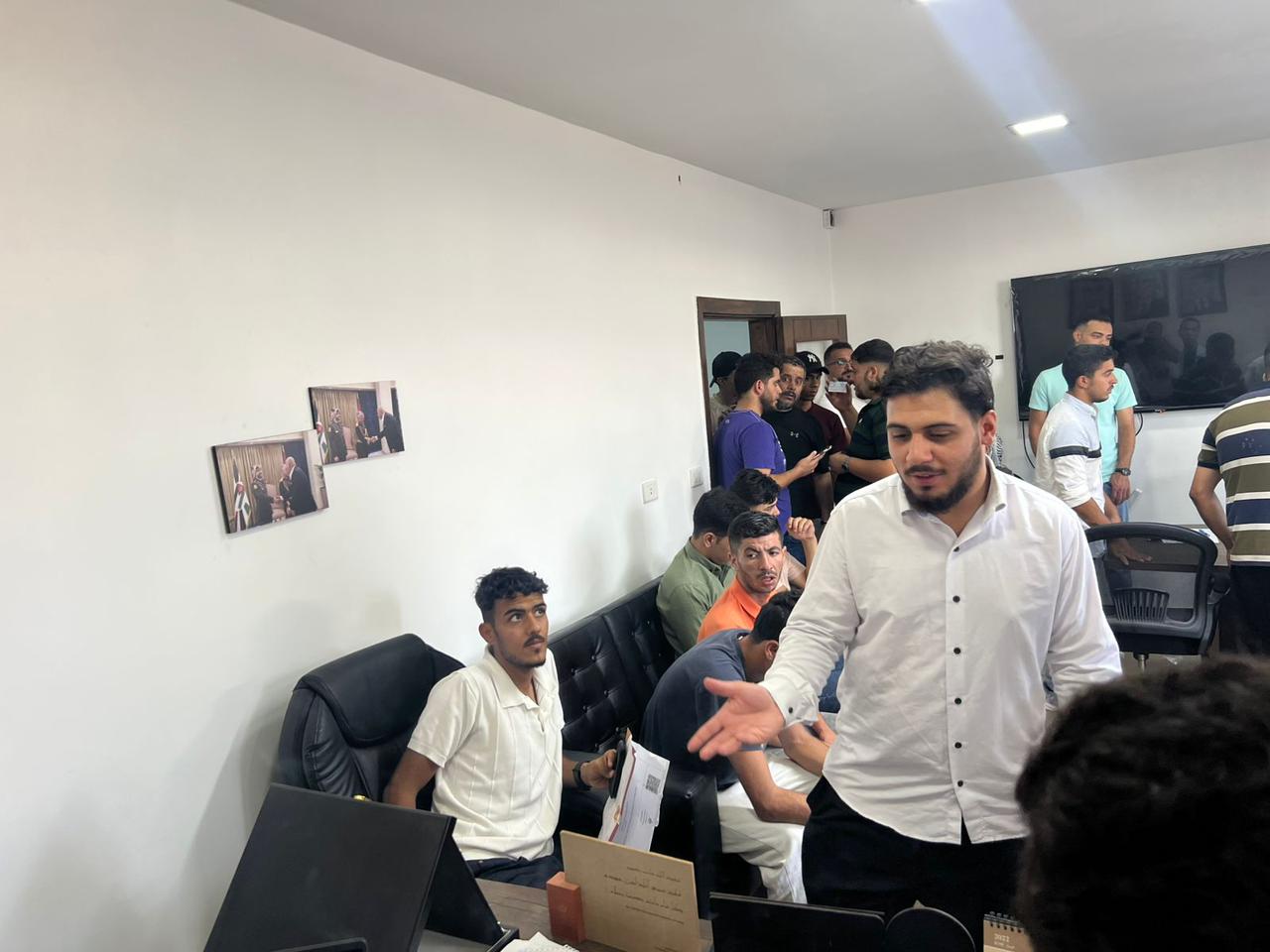 Madar Al-Saa Images 0.030806560105823055