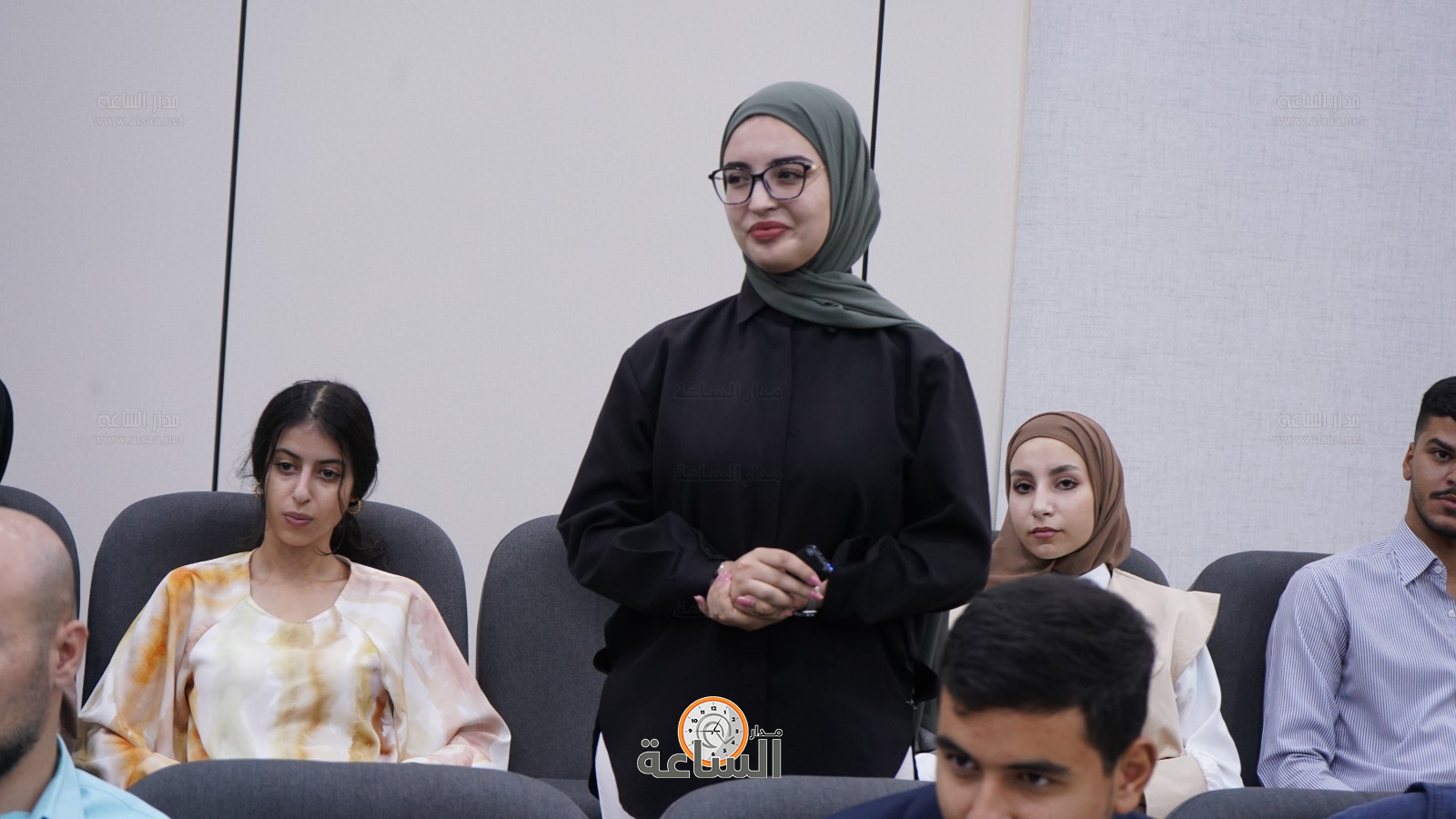 Madar Al-Saa Images 0.33623655051697277