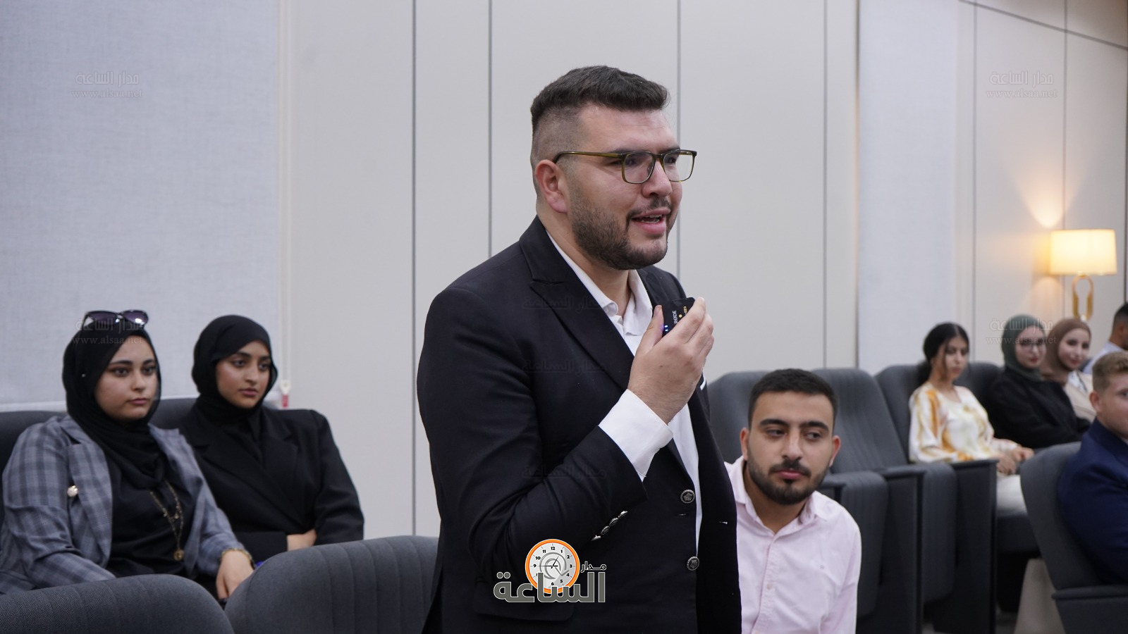 Madar Al-Saa Images 0.9848722493256871