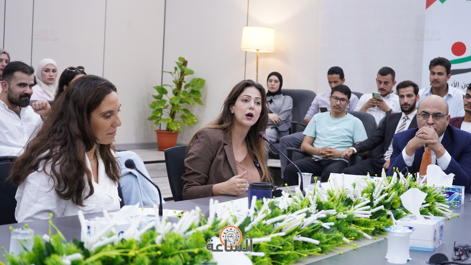 Madar Al-Saa Images 0.4457990069331179