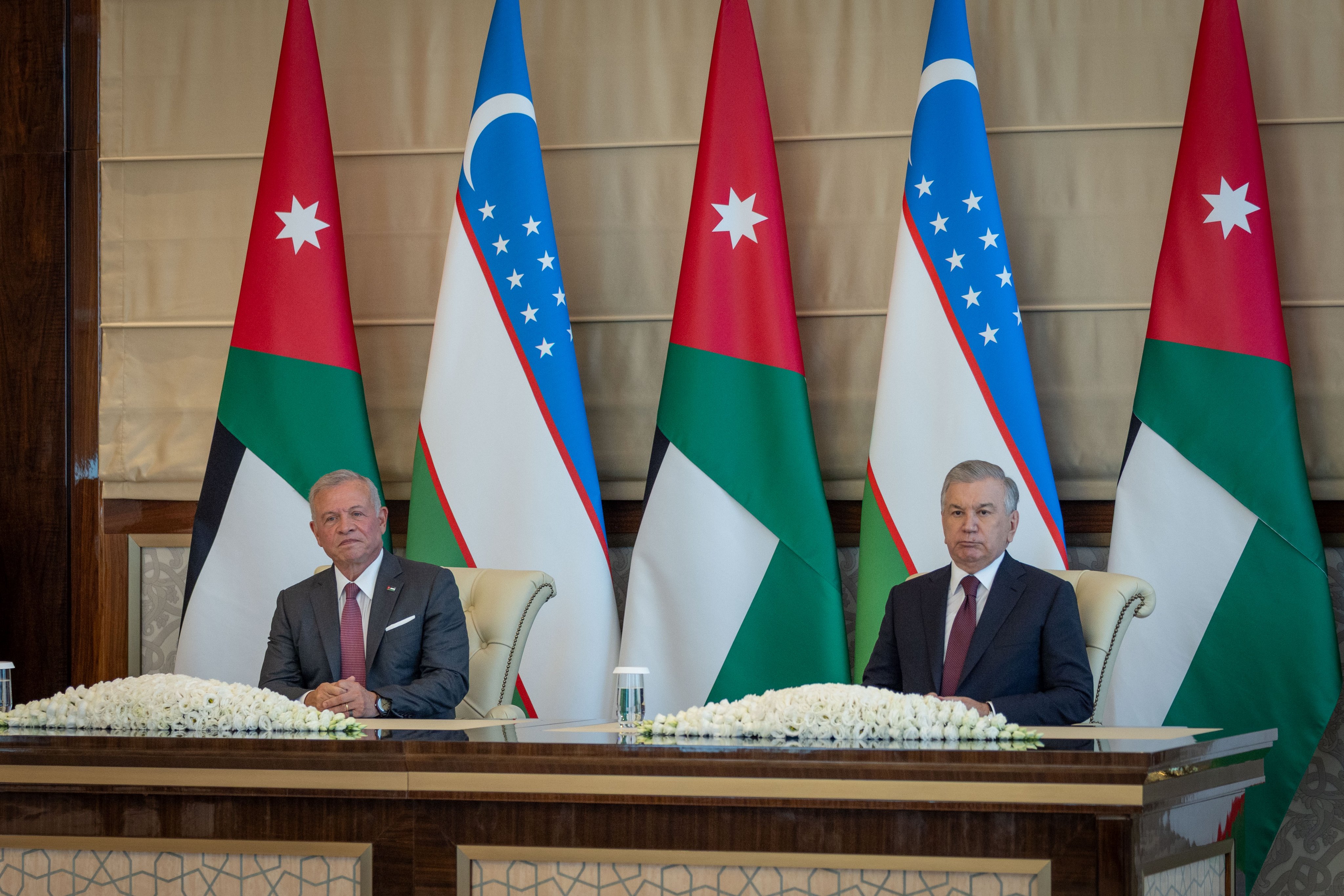 Madar Al-Saa Images 0.5995105858798009