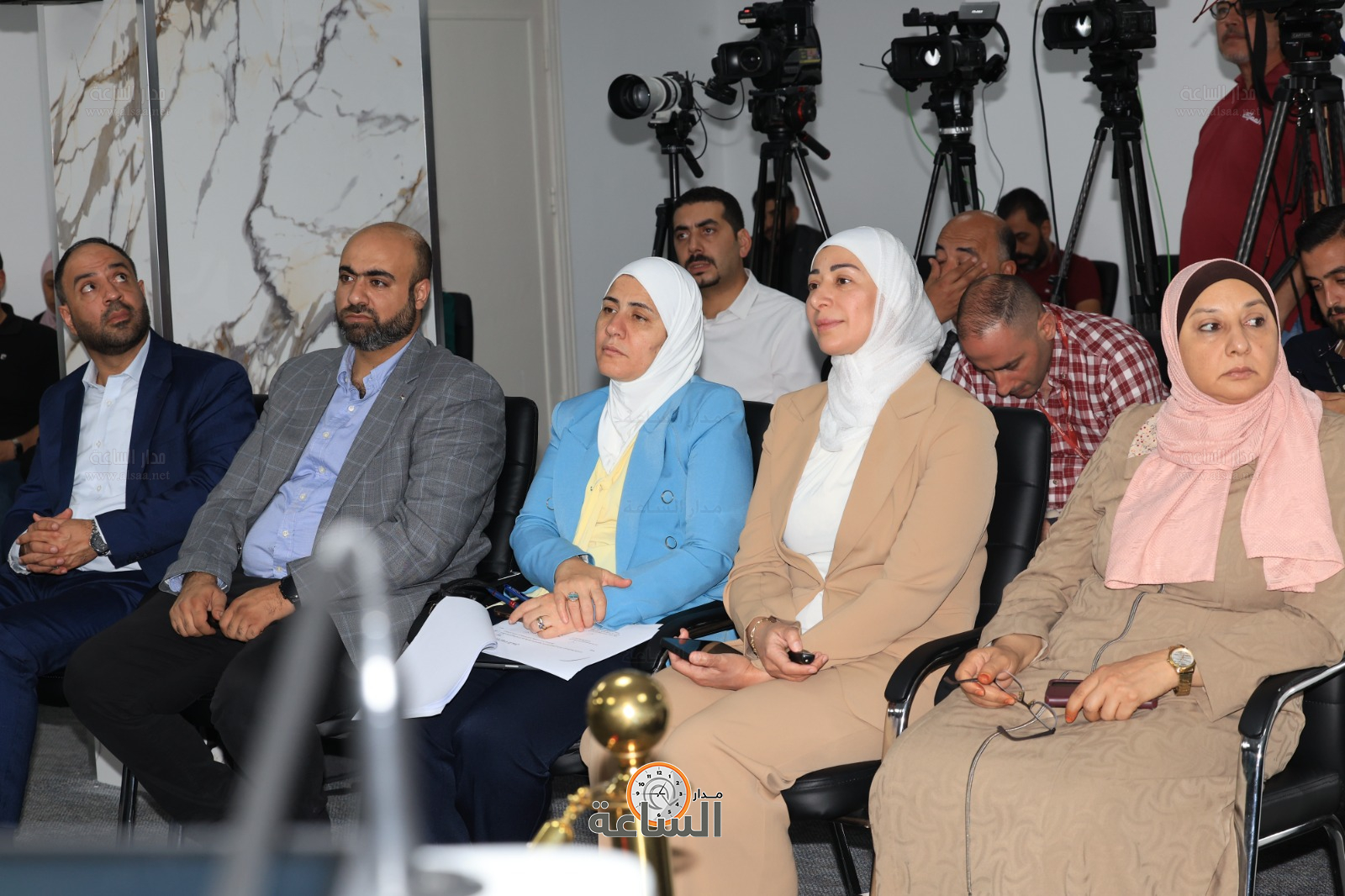 Madar Al-Saa Images 0.376693857064745