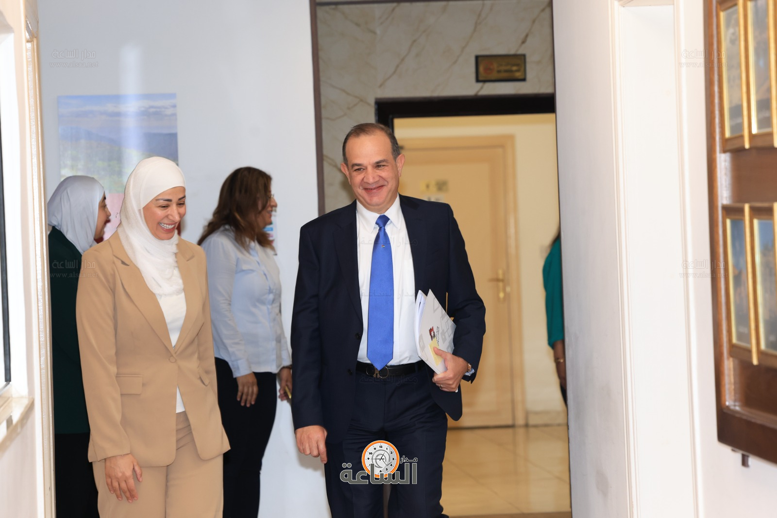 Madar Al-Saa Images 0.6330542315300464