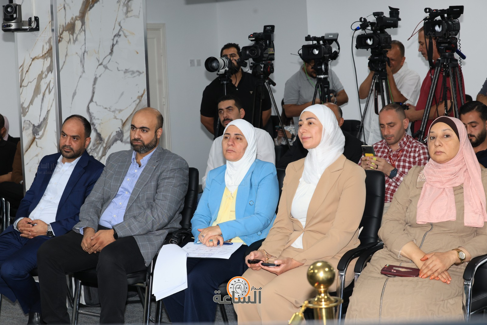 Madar Al-Saa Images 0.2410062627486994