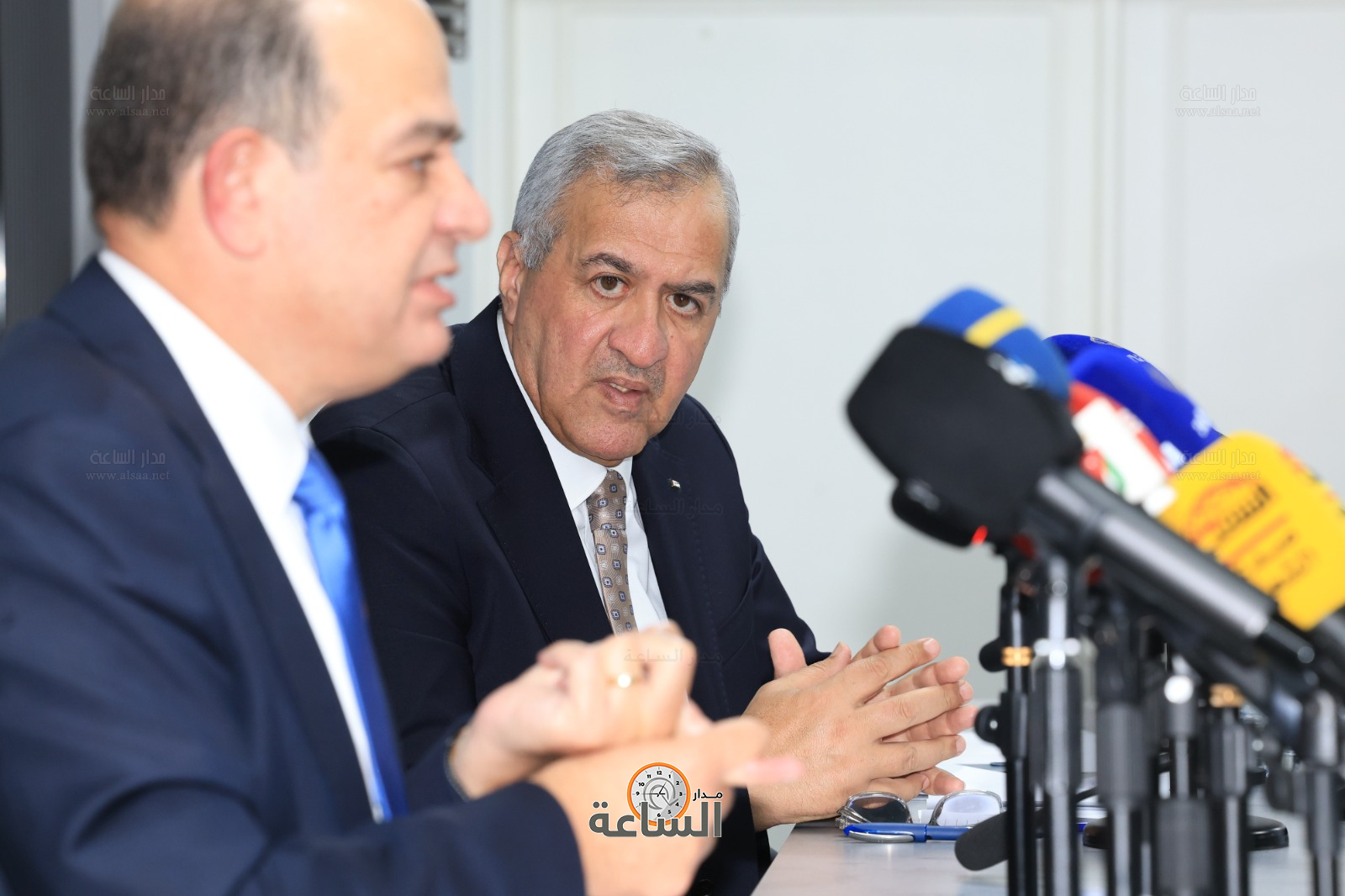 Madar Al-Saa Images 0.6476032543030252