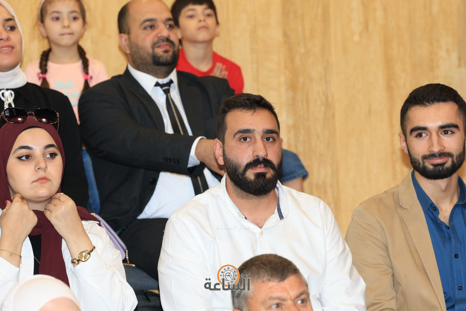 Madar Al-Saa Images 0.9646427467904637