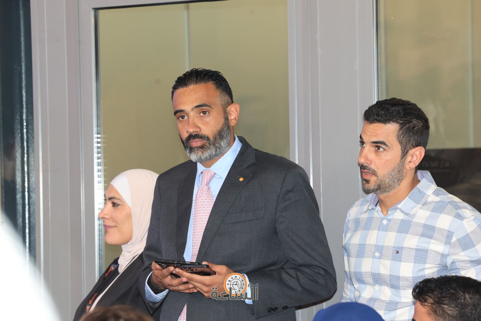 Madar Al-Saa Images 0.7390088168162683