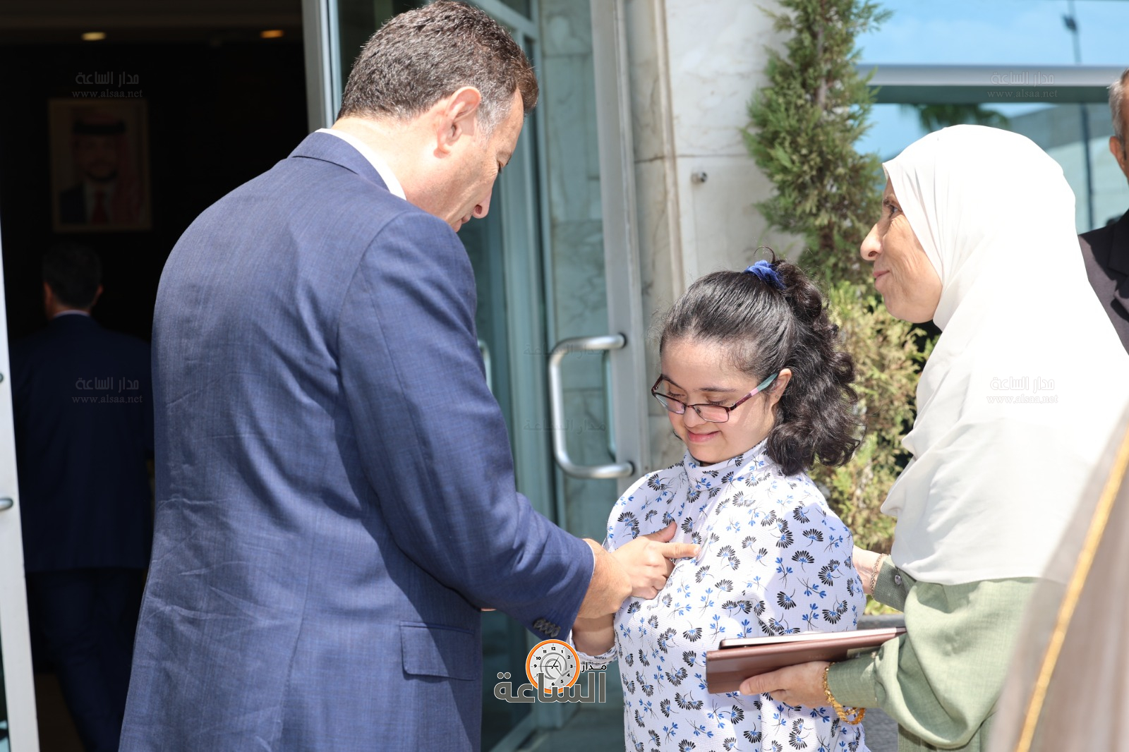 Madar Al-Saa Images 0.762172667289621