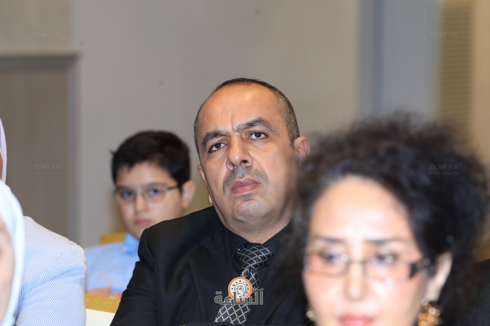 Madar Al-Saa Images 0.85036463835491