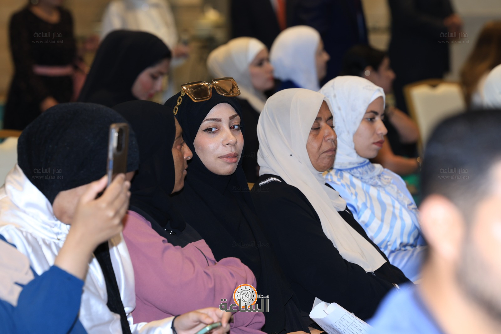 Madar Al-Saa Images 0.5040937375038229