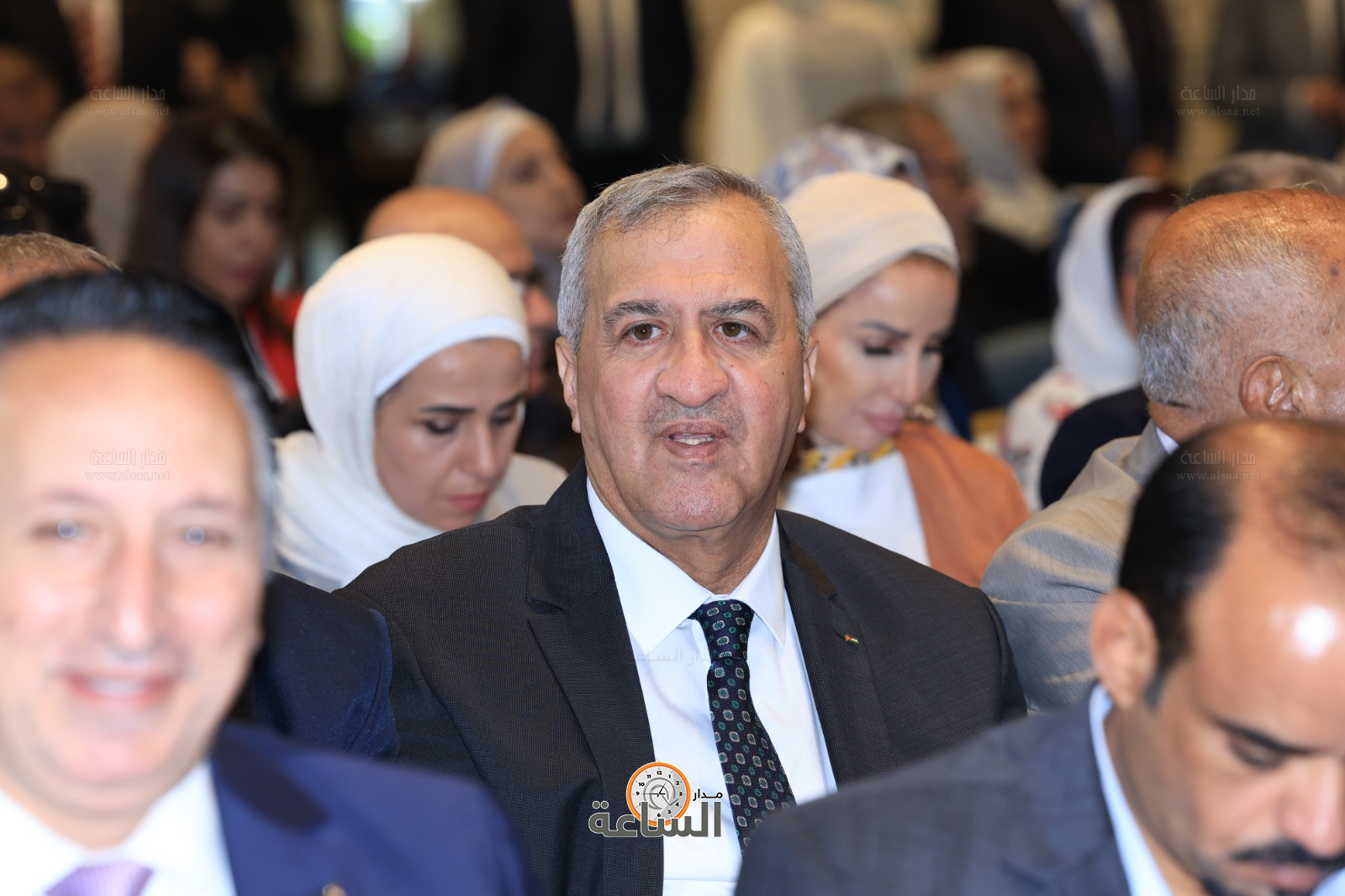 Madar Al-Saa Images 0.15300998283632827