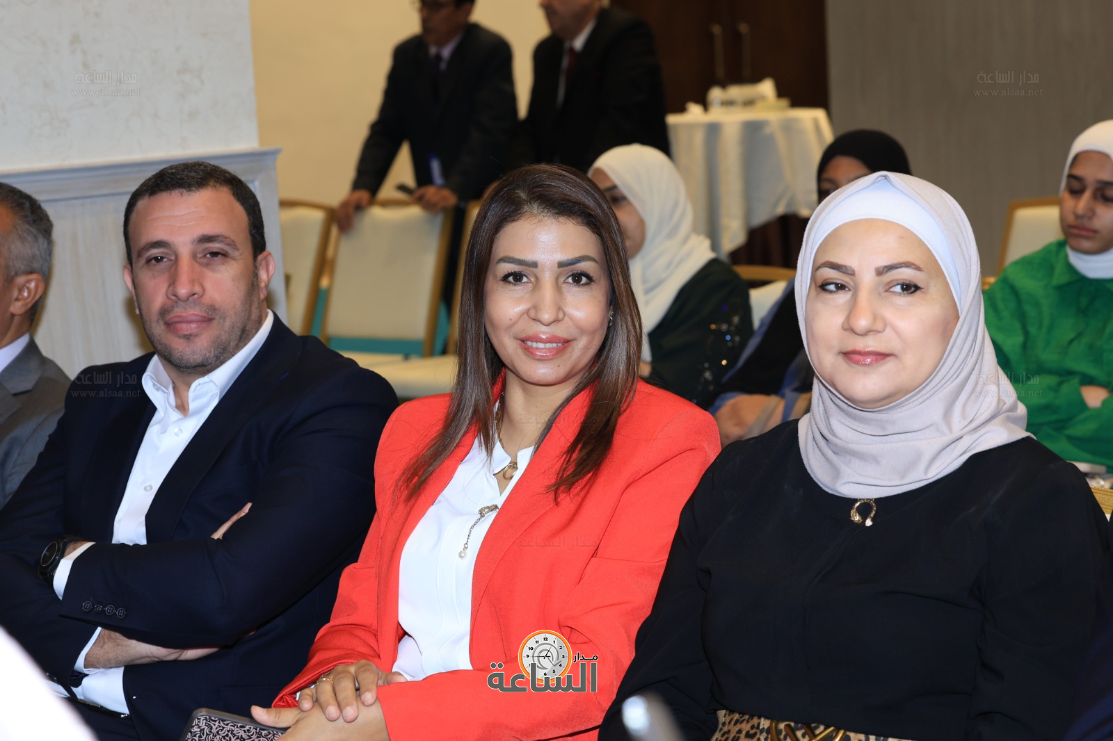 Madar Al-Saa Images 0.827405639850074