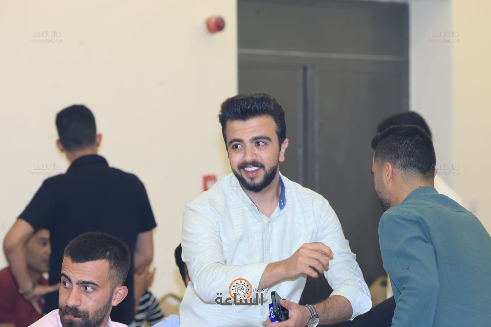 Madar Al-Saa Images 0.8326677673641253