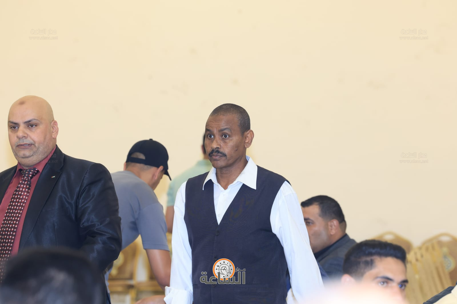 Madar Al-Saa Images 0.3609612049386407