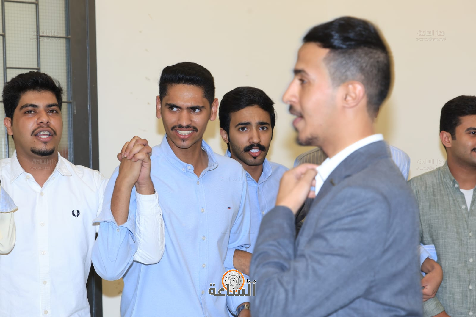 Madar Al-Saa Images 0.8923578896133638