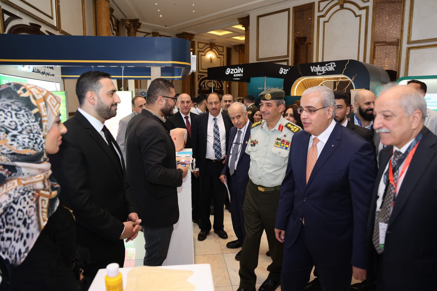 Madar Al-Saa Images 0.8570134975225007