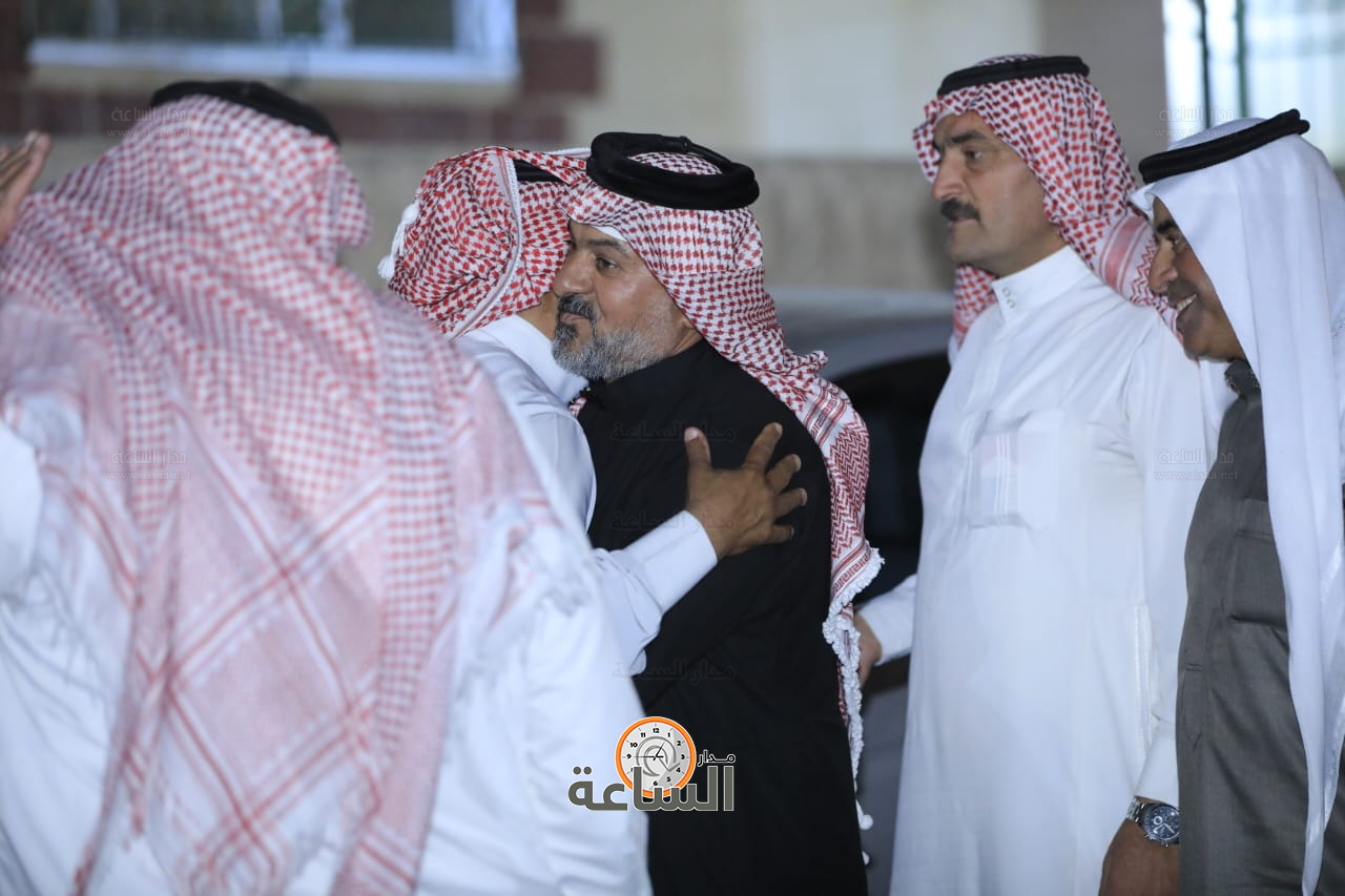 Madar Al-Saa Images 0.8358164656213903