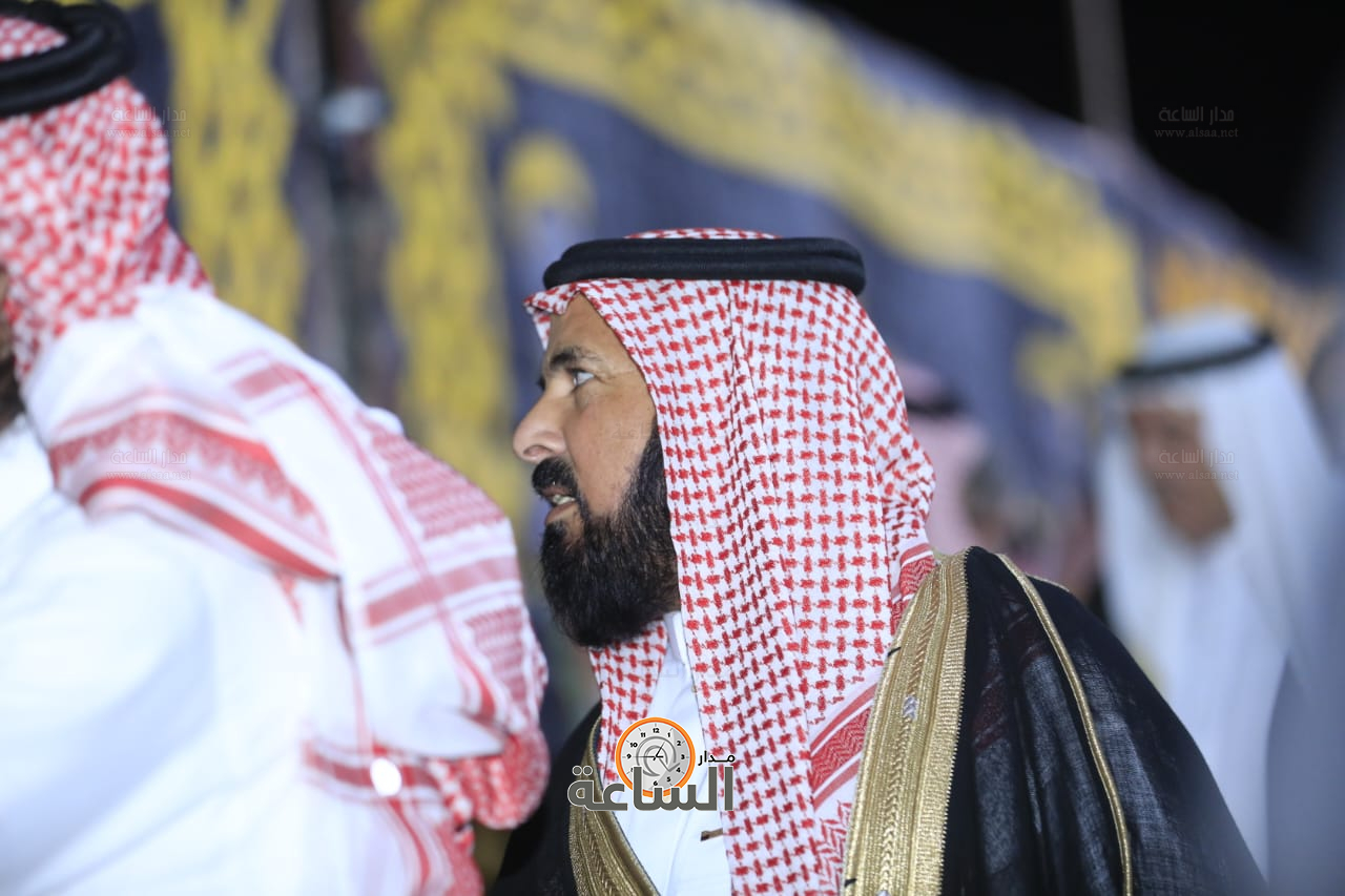 Madar Al-Saa Images 0.4934944135159547