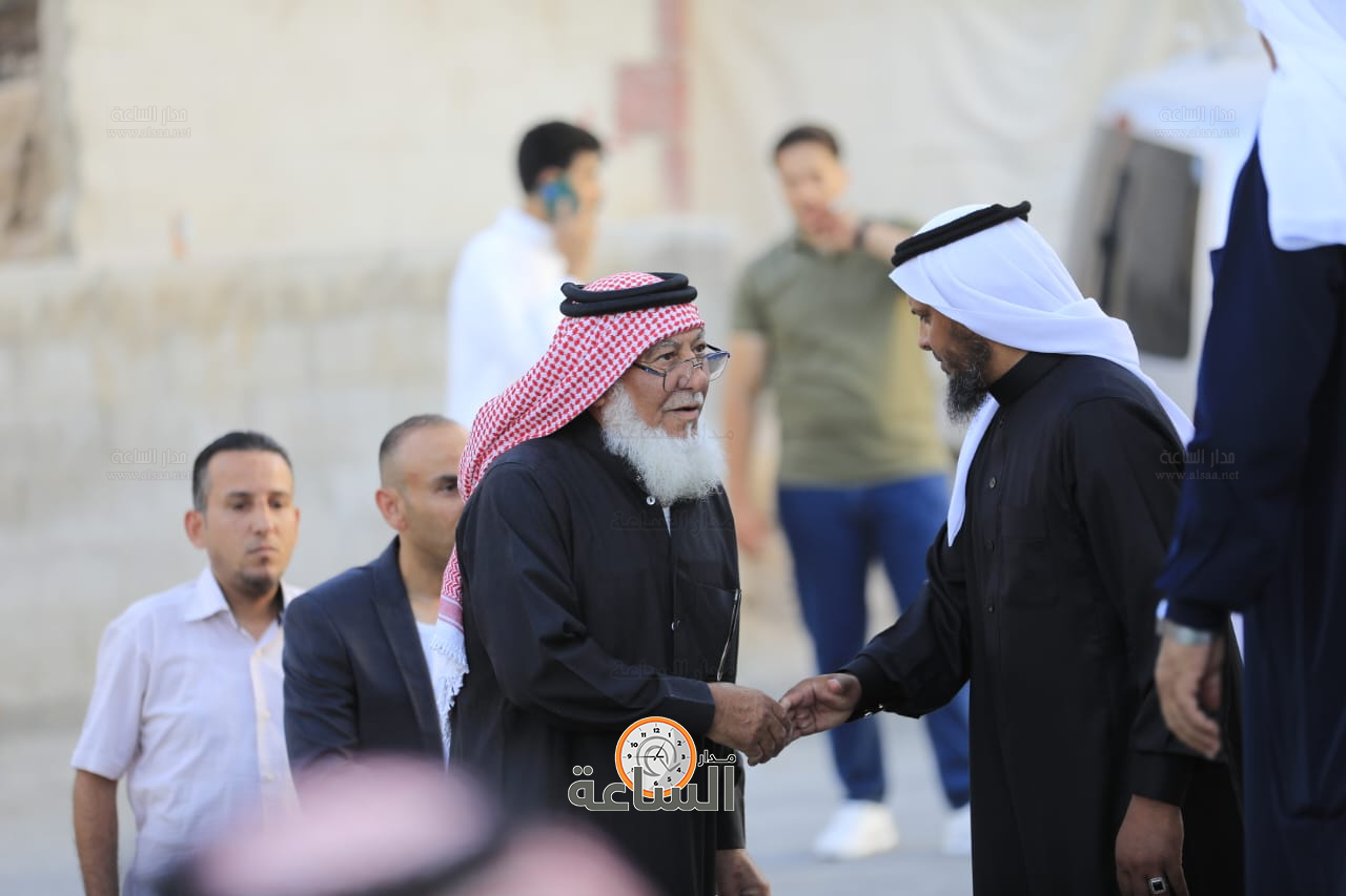 Madar Al-Saa Images 0.3731122741694488