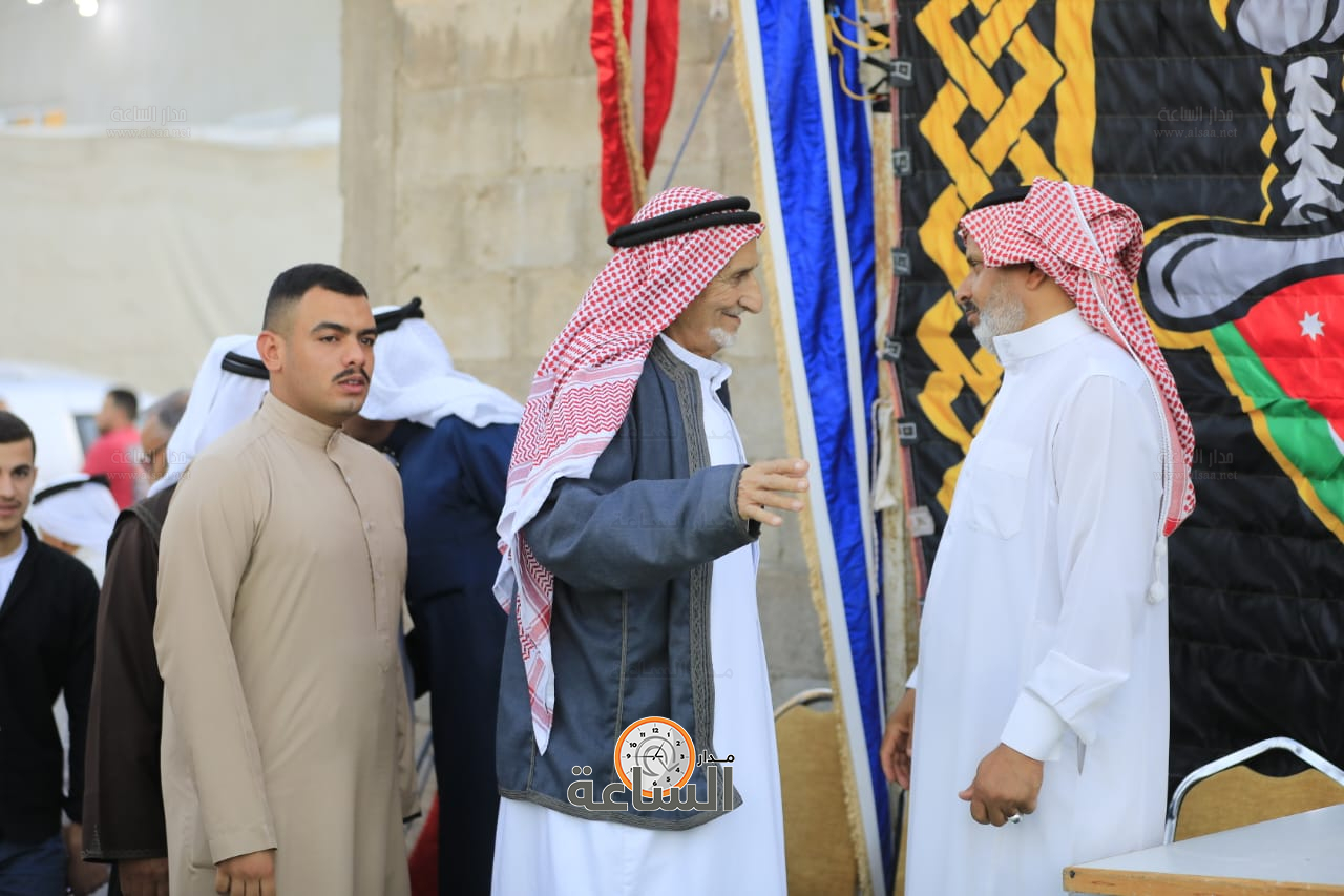 Madar Al-Saa Images 0.22893163227560764