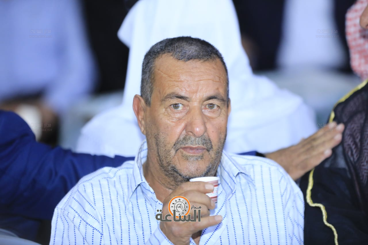 Madar Al-Saa Images 0.913747839012207