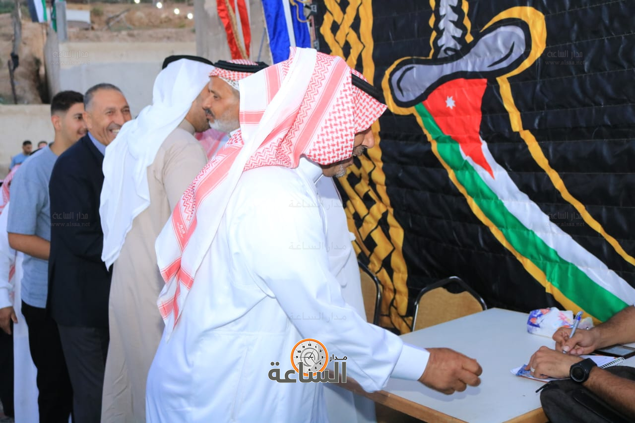 Madar Al-Saa Images 0.531465724215242