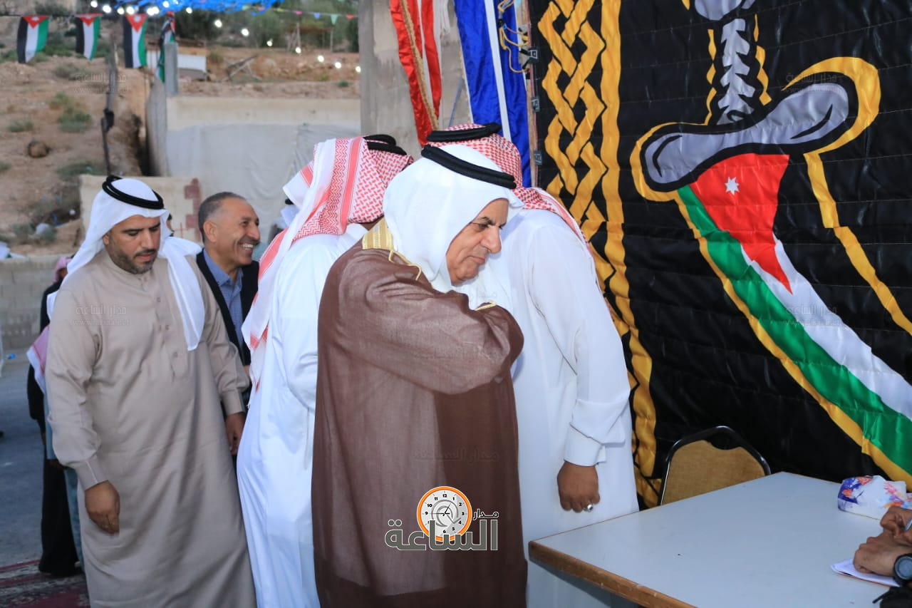 Madar Al-Saa Images 0.2300456921110009