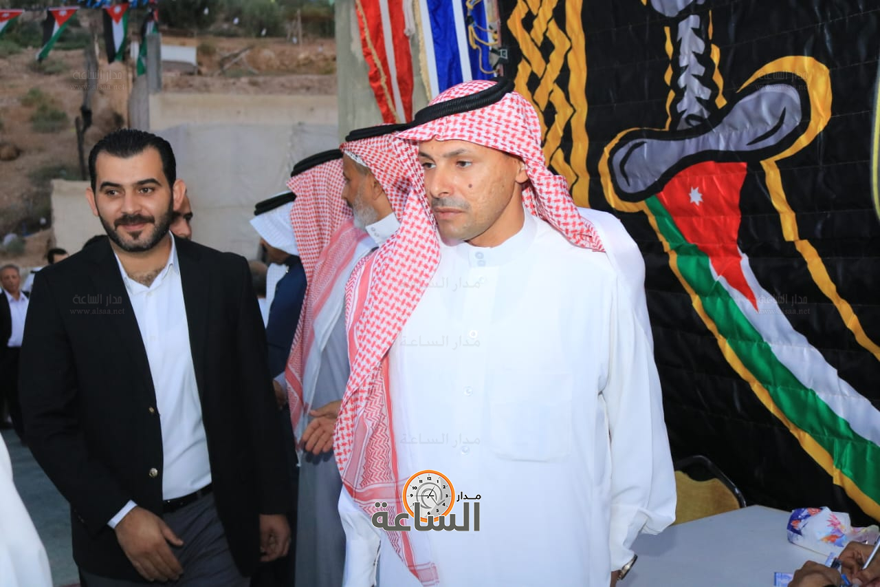 Madar Al-Saa Images 0.5521143974824394