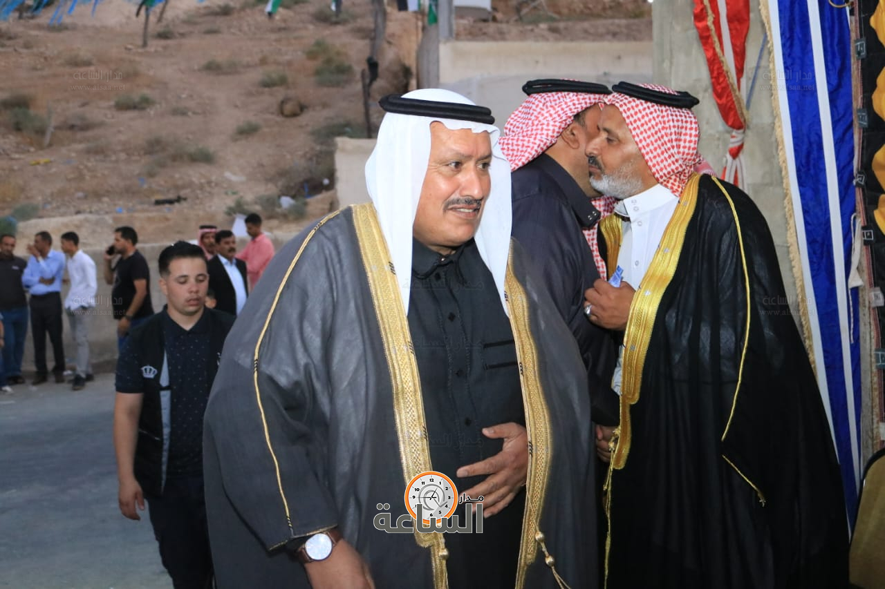 Madar Al-Saa Images 0.3654236627545917