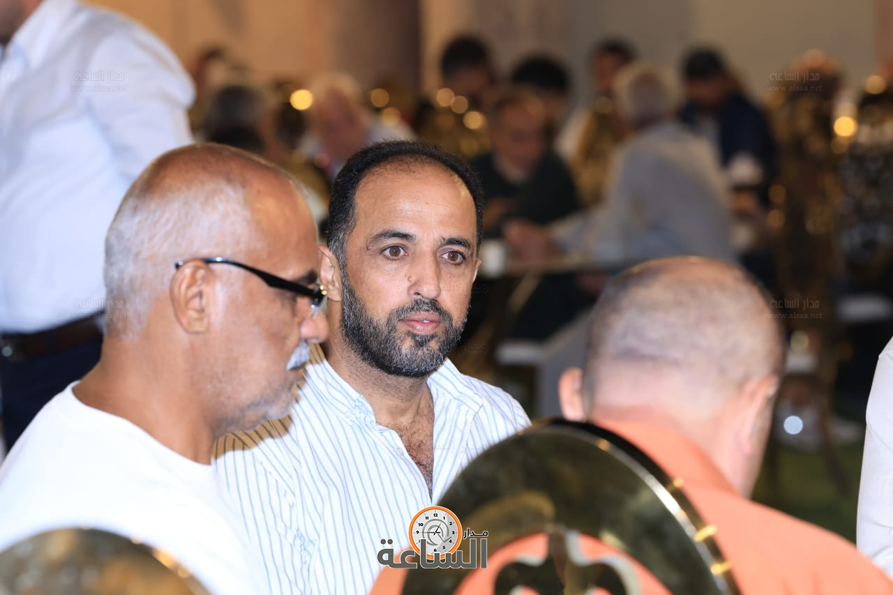 Madar Al-Saa Images 0.3586094141073324