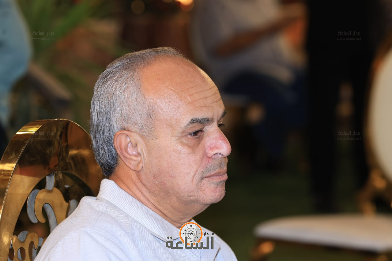 Madar Al-Saa Images 0.05699381154504901