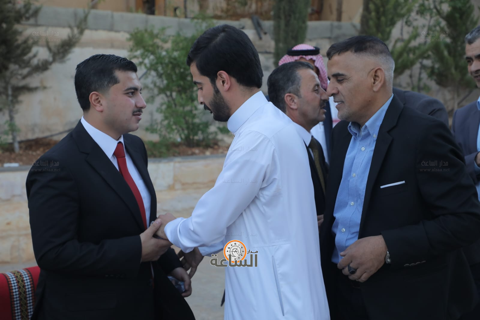 Madar Al-Saa Images 0.6532354166267891