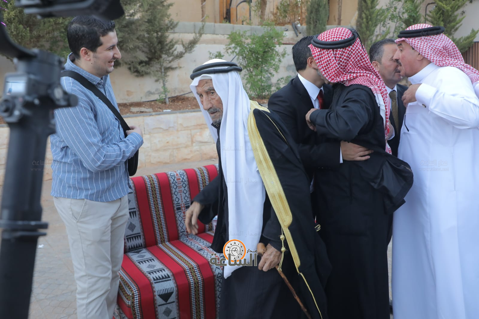 Madar Al-Saa Images 0.1651436251304712