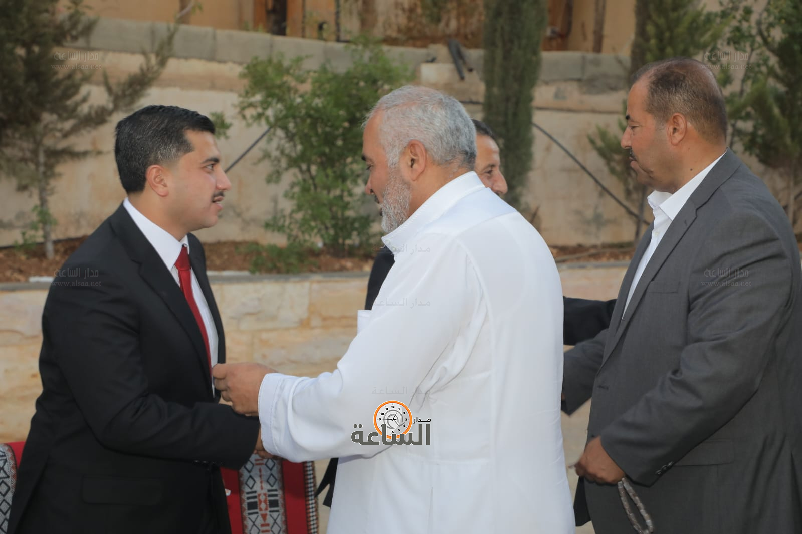 Madar Al-Saa Images 0.8074288153116633