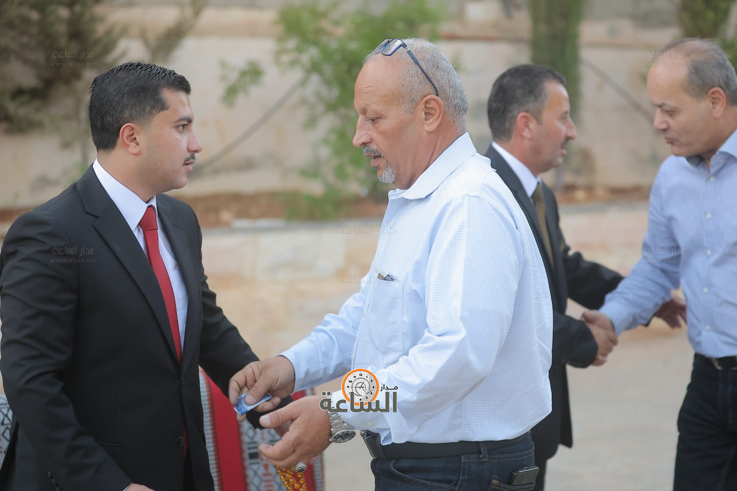 Madar Al-Saa Images 0.37171096786041424