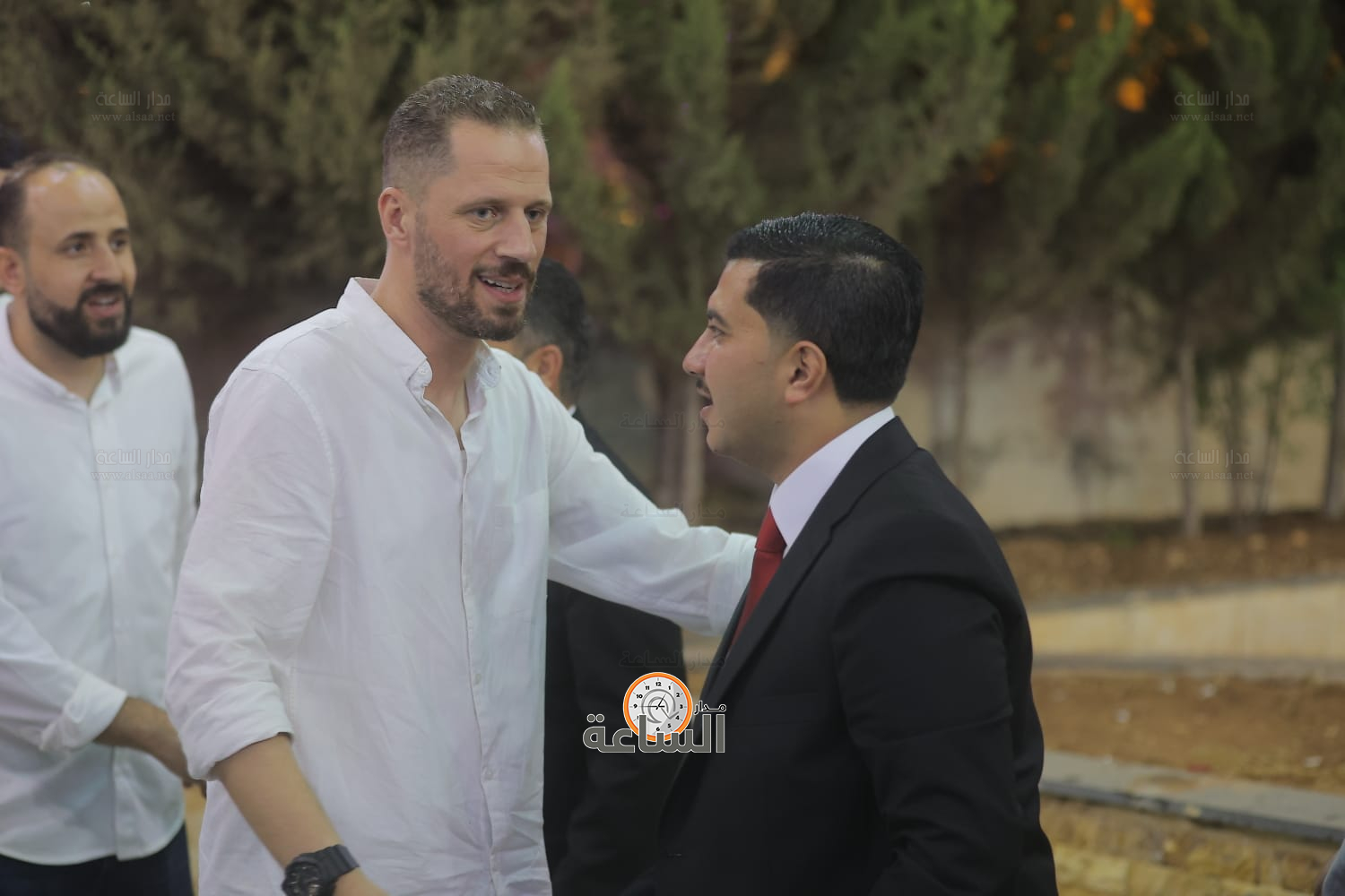 Madar Al-Saa Images 0.7832222856910128