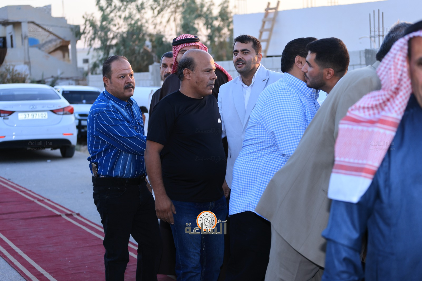 Madar Al-Saa Images 0.6027804920314157