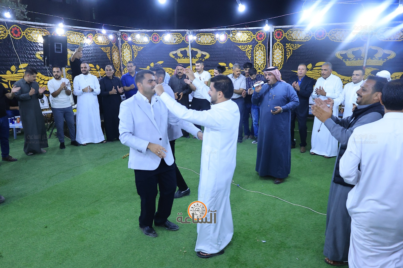 Madar Al-Saa Images 0.8805323785549218