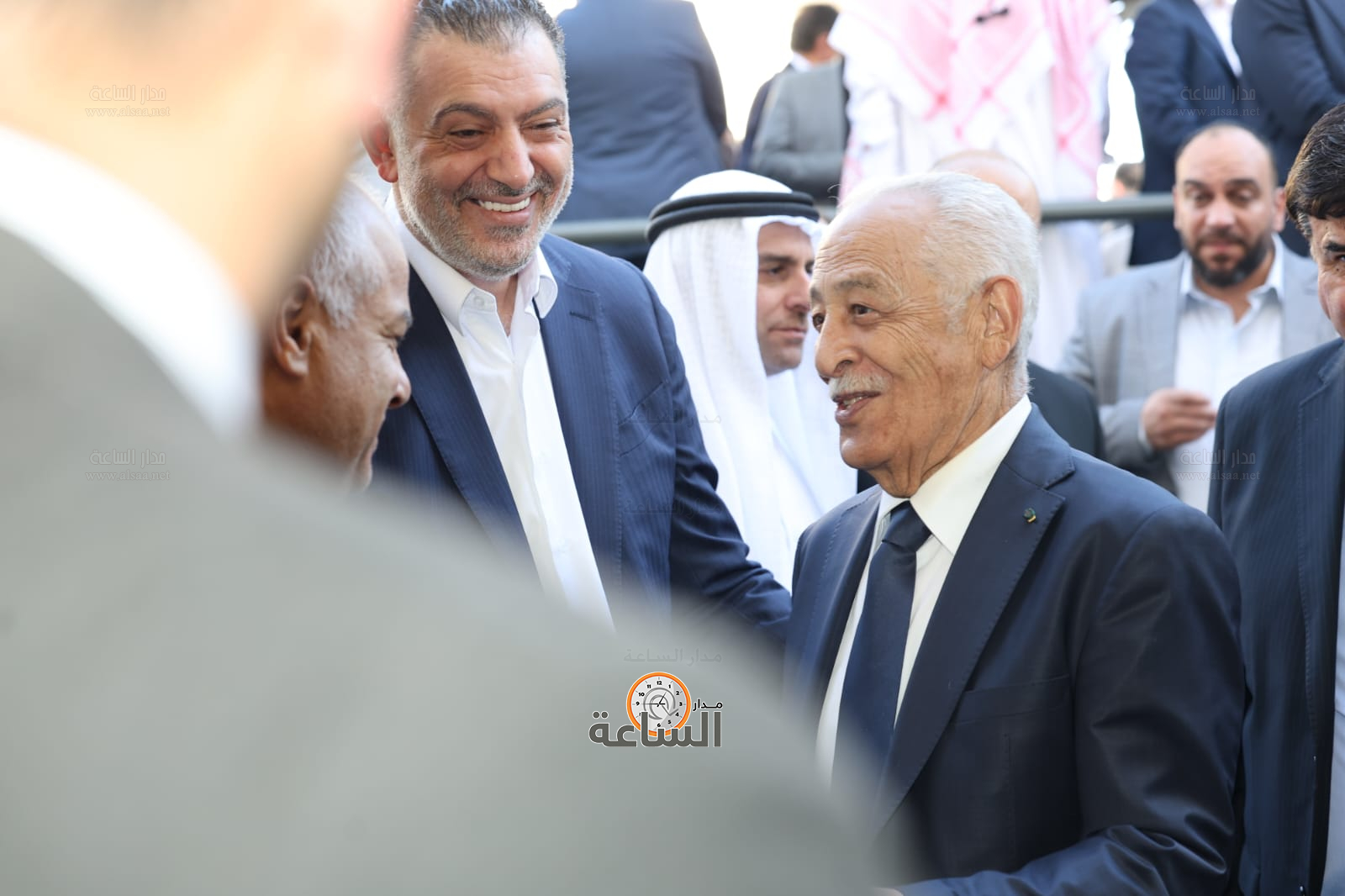 Madar Al-Saa Images 0.4456376114825531