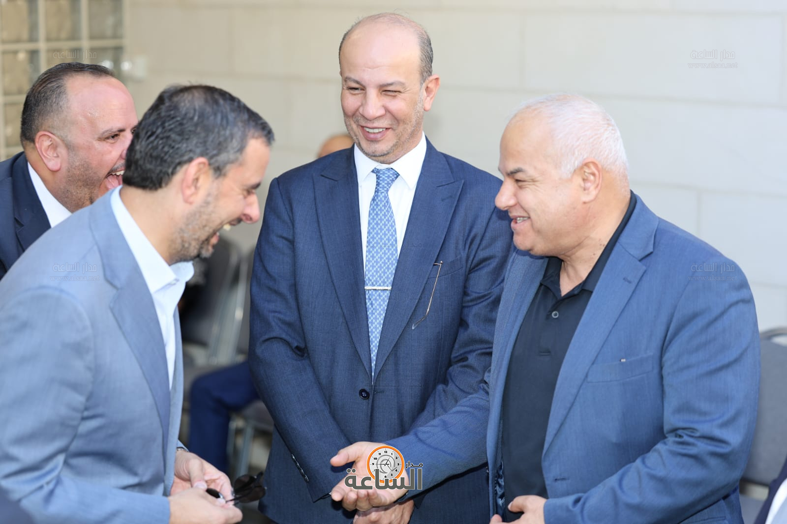 Madar Al-Saa Images 0.24658556113741203